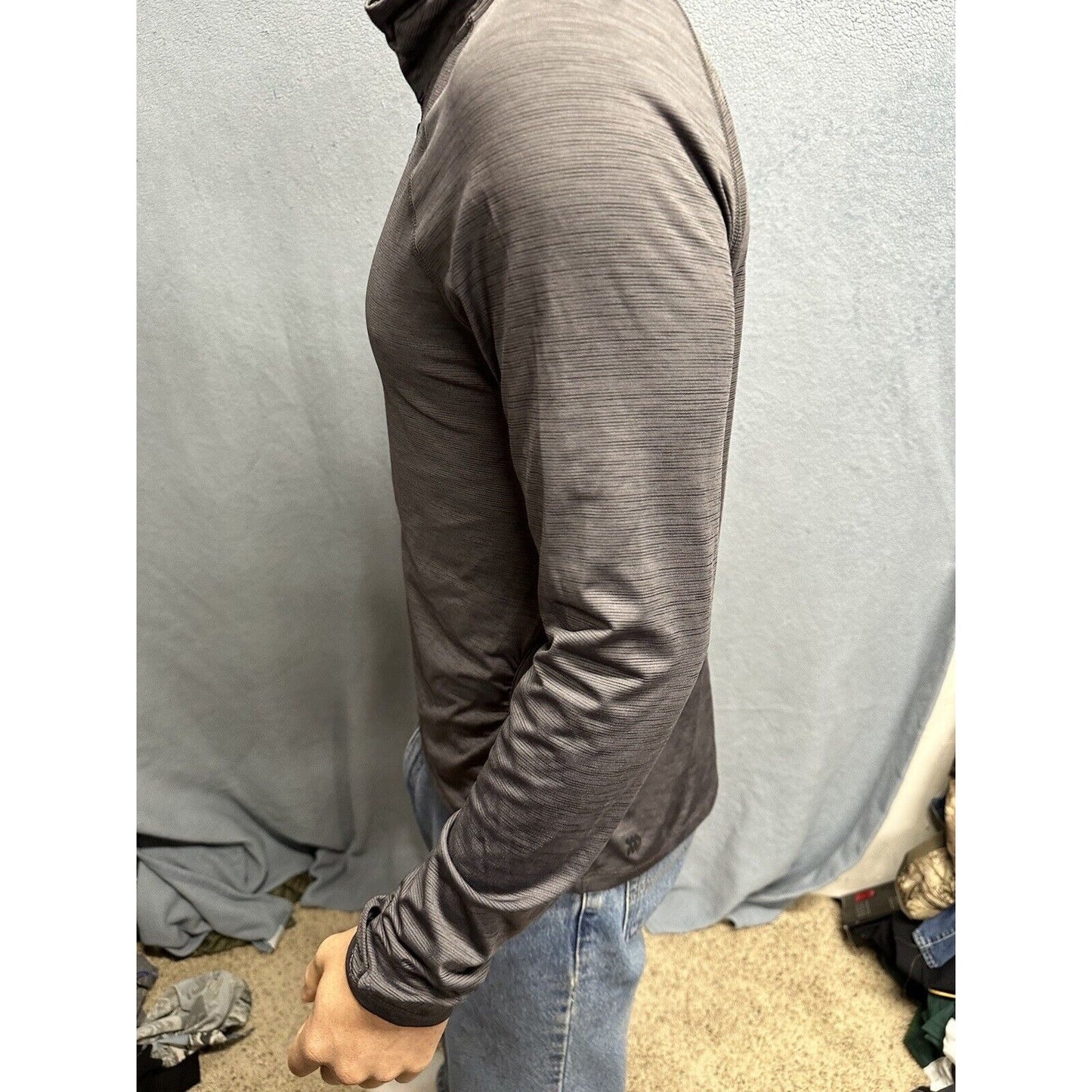 Men’s Gray All In Motion Medium Full Zip Sweater