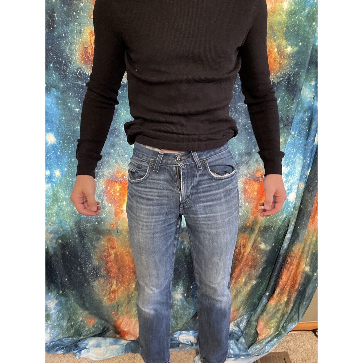 Men’s Urban Pipeline Slim Straight 29 x 30 blue distressed jeans