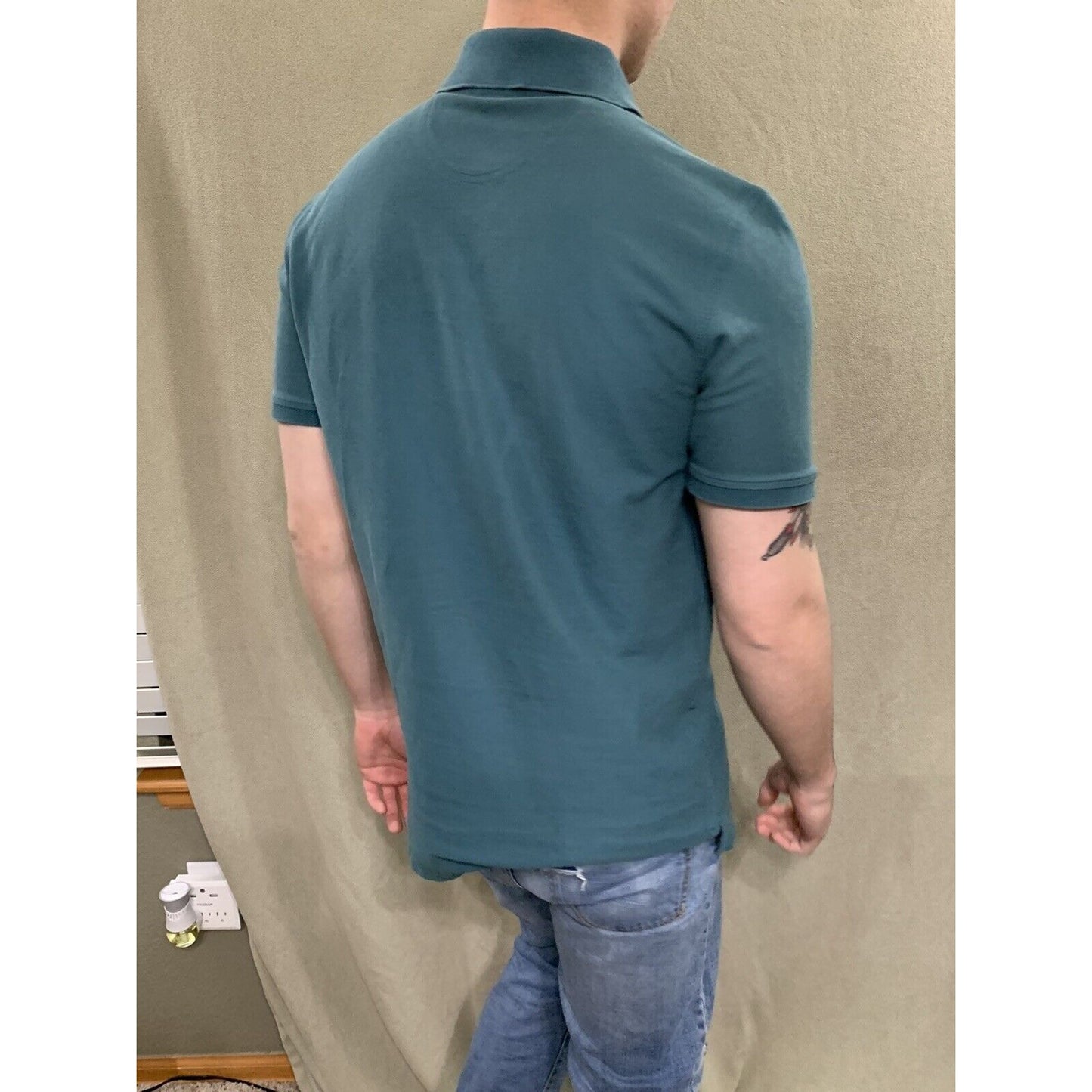 Izod Men’s Green Short Sleeve Collared Polo Golf Shirt Size Medium