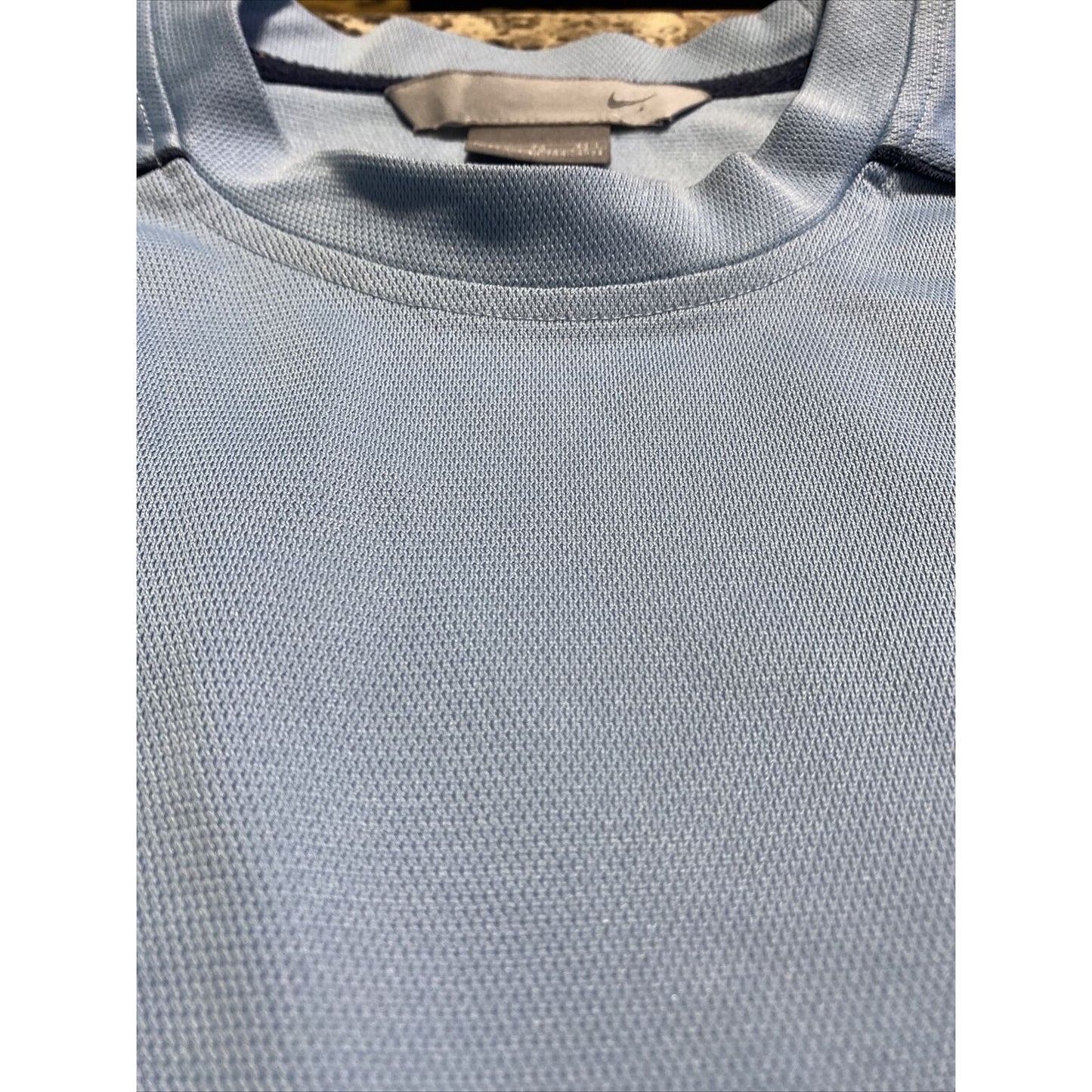 NIKE Men’s XL Sky Blue Gym Workout Training Athletic Polyester Shirt