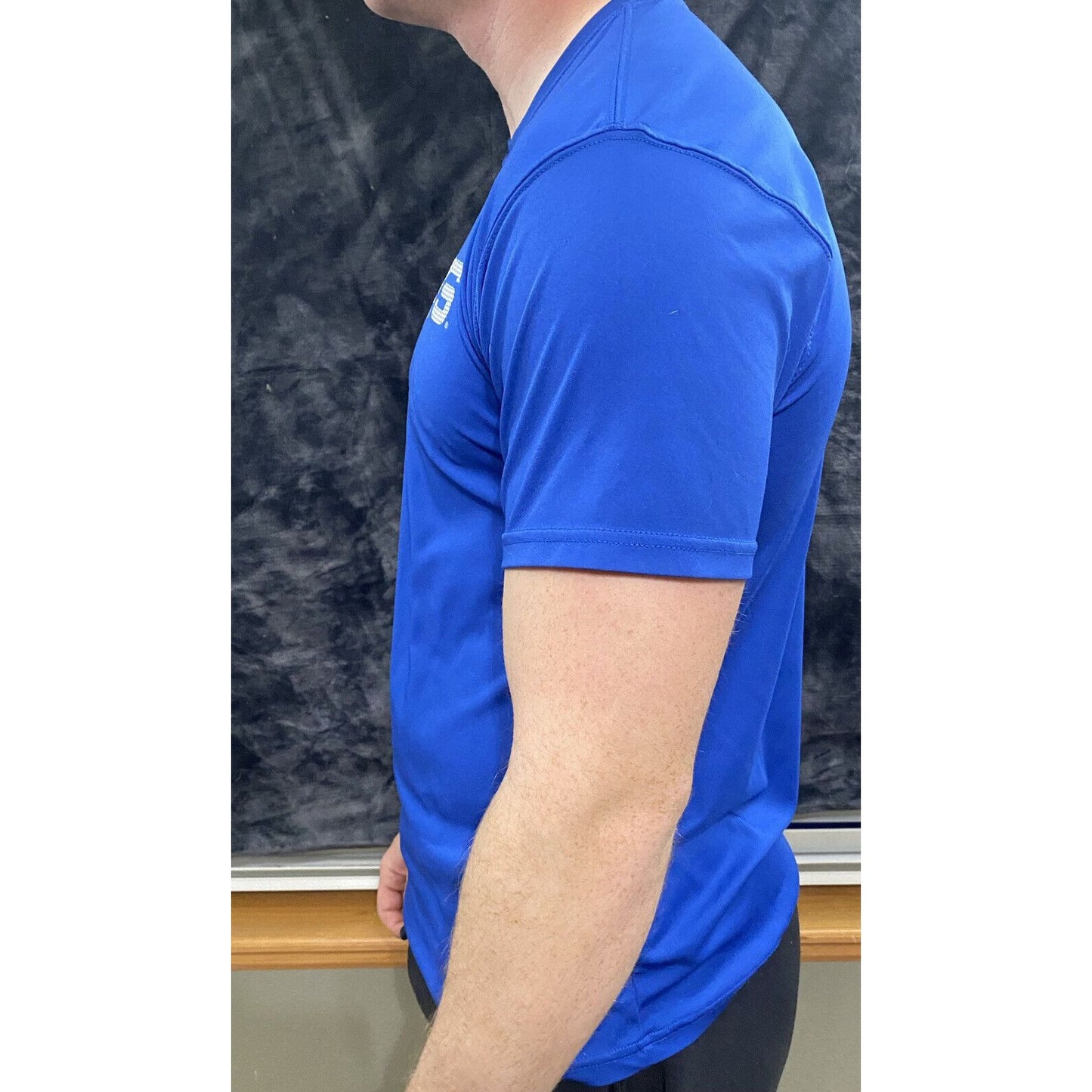 Kansas Jayhawks KU E5 Blue Men’s Large Graphic Polyester T-shirt