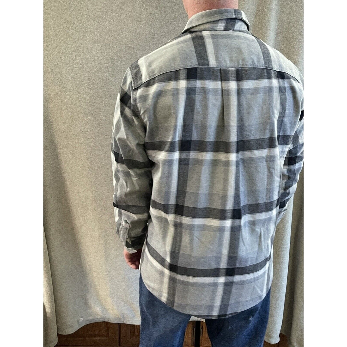 Eddie Bauer Men's Favorite Flannel Classic Fit Black/Gray Large