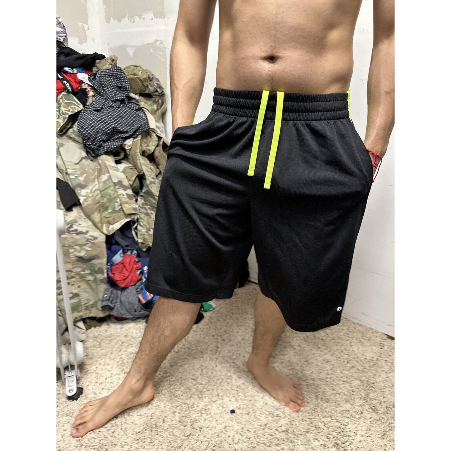 Men’s Black And Neon Yellow Xersion Medium Athletic Shorts With Pockets