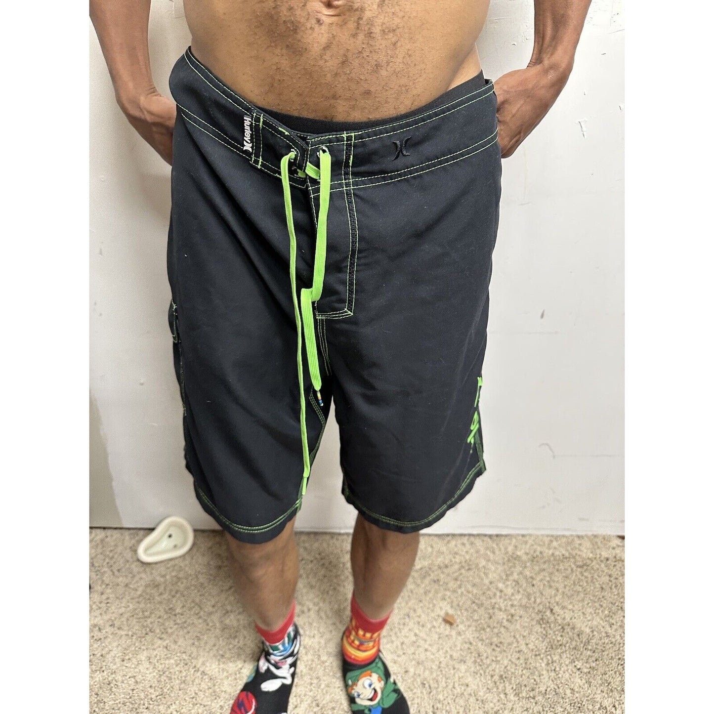 Men’s Black Hurley Board Shorts Trunks Bathing Suit Size 34