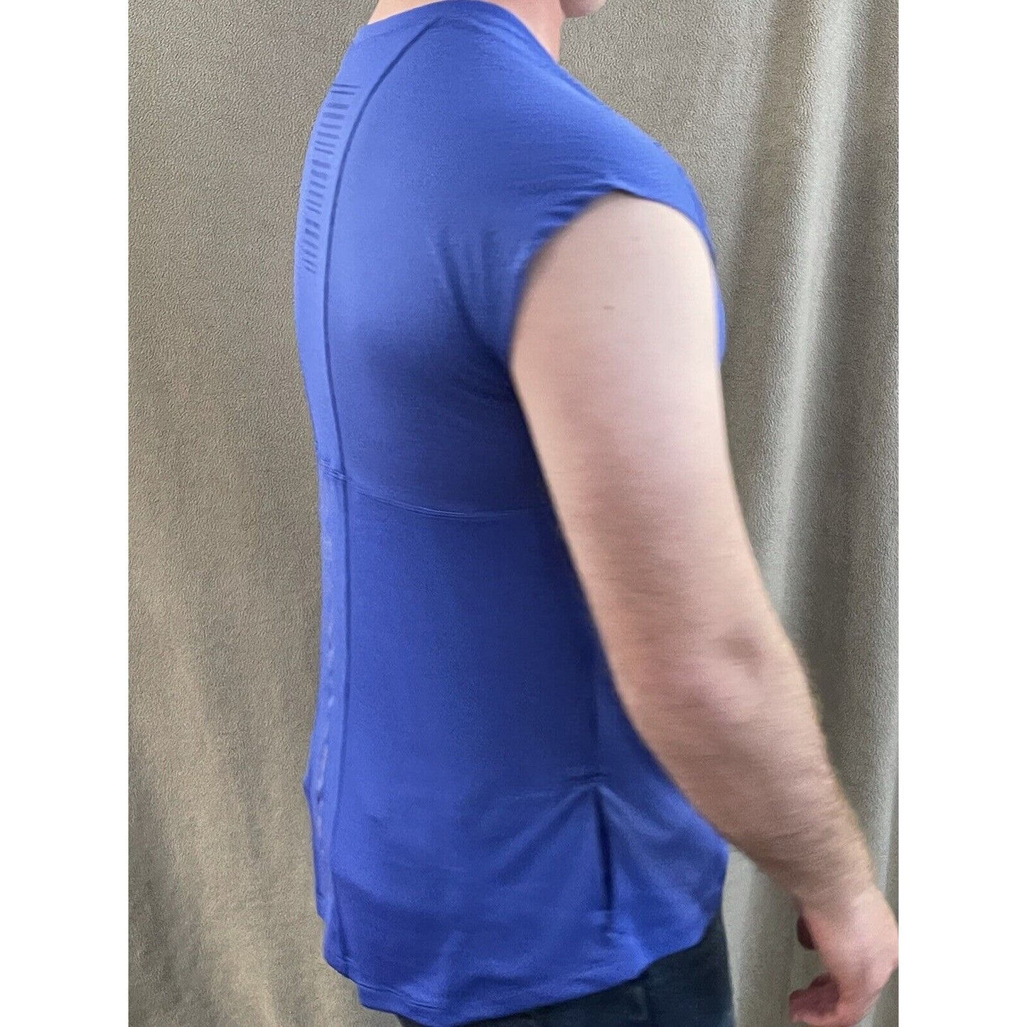 Men’s royal blue large Champion Muscle Tee sleeveless ventilated