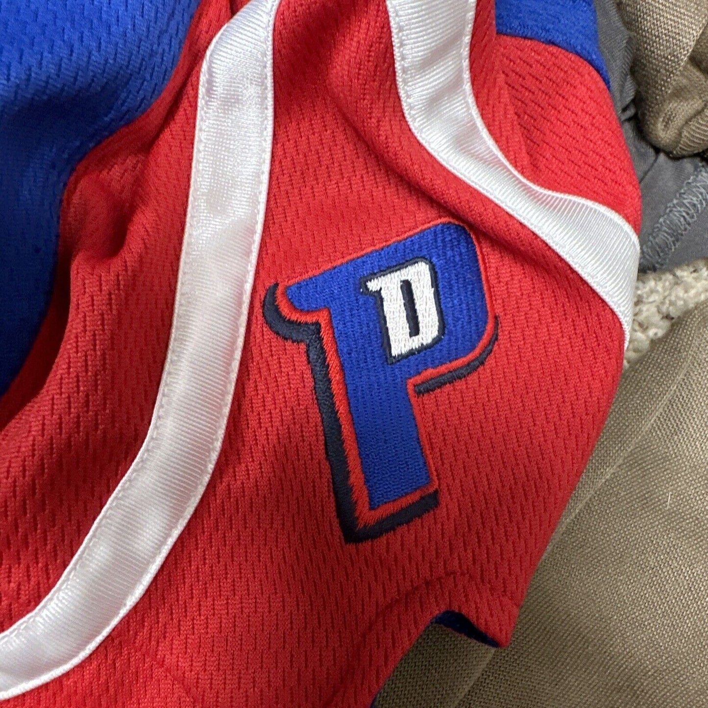 Boy’s Large Pistons NBA Adidas Performance Basketball Shorts Blue