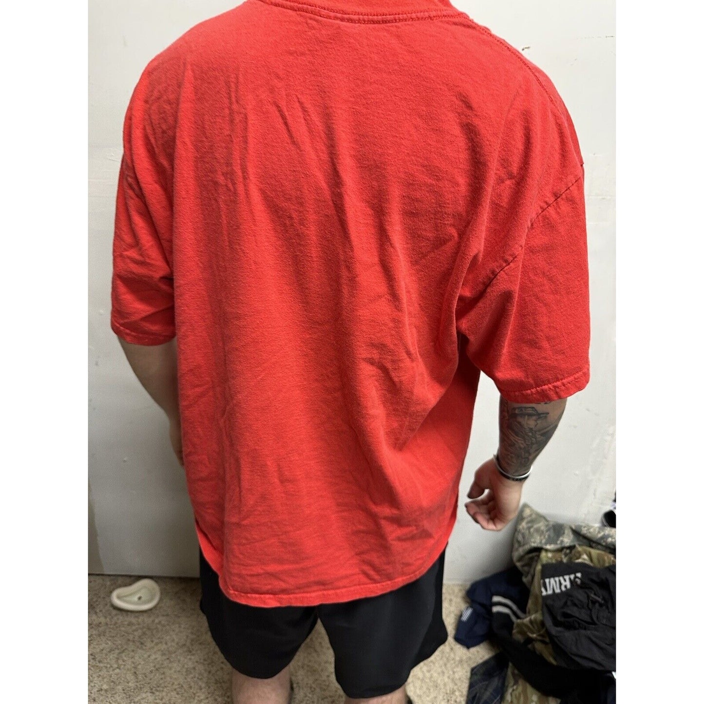 Men’s XL Red Marines USMC Tshirt Gildan