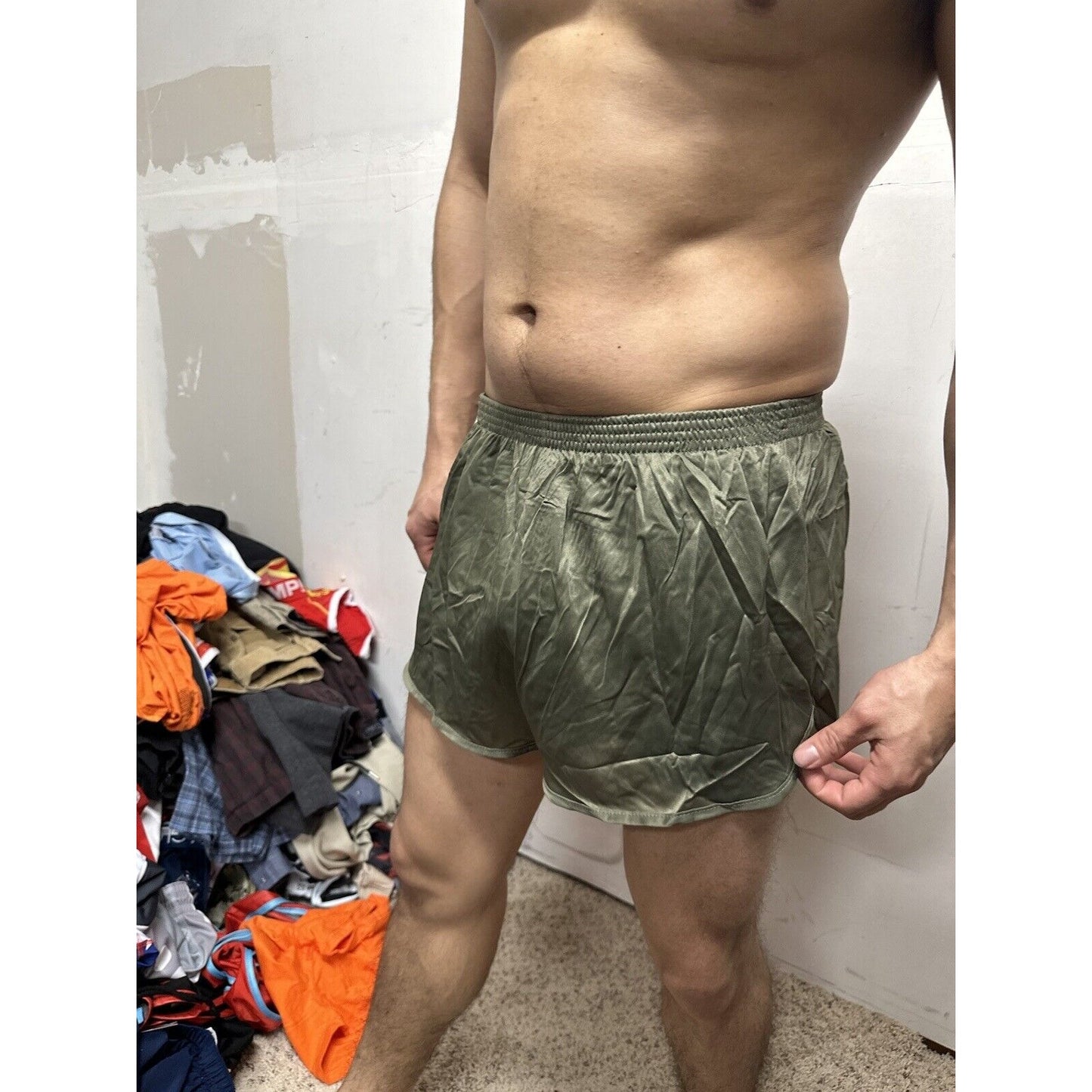 Men’s Medium Ranger Shorts Marines Olive Green Medium