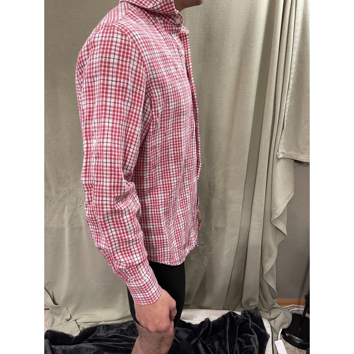 Banana Republic Men's Classic Long Sleeve Shirt Size Medium Plaid Red Gray White