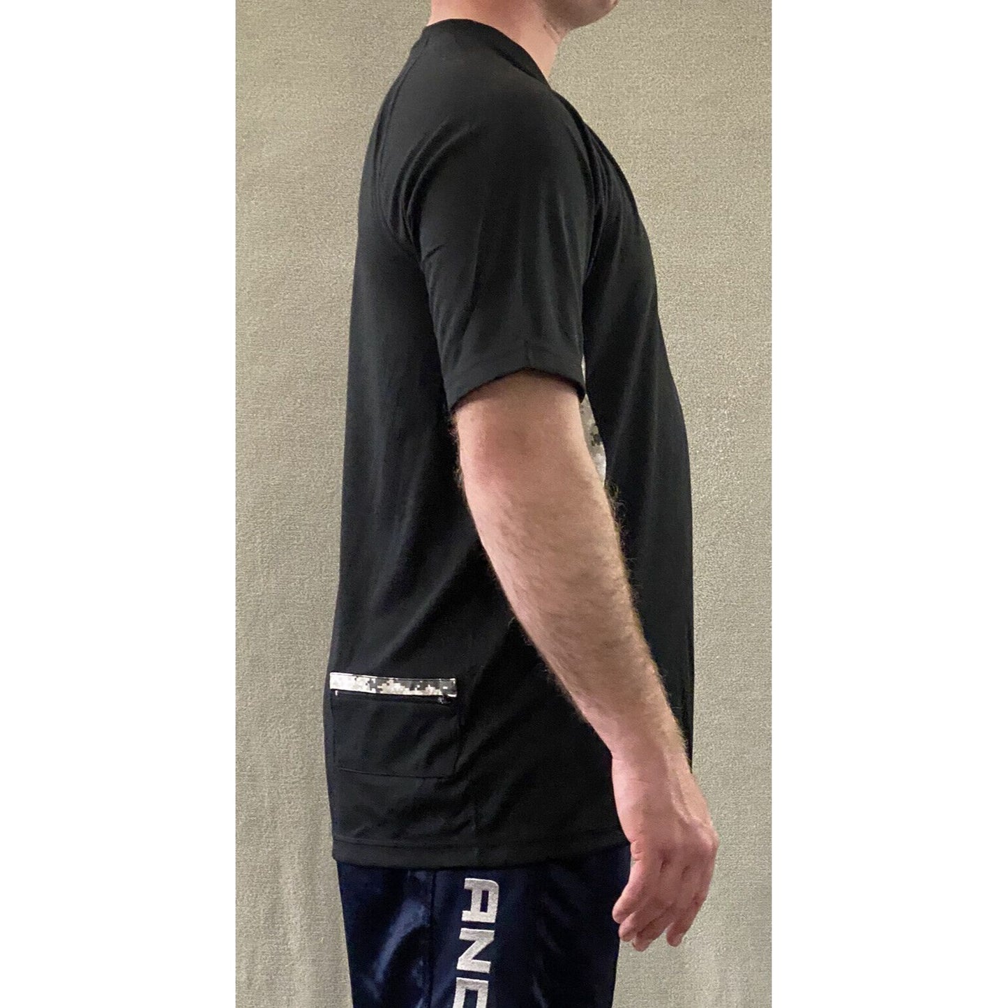 Soffe Extreme XT46 Training Men’s Medium Black & Camo Military Polyester T-shirt