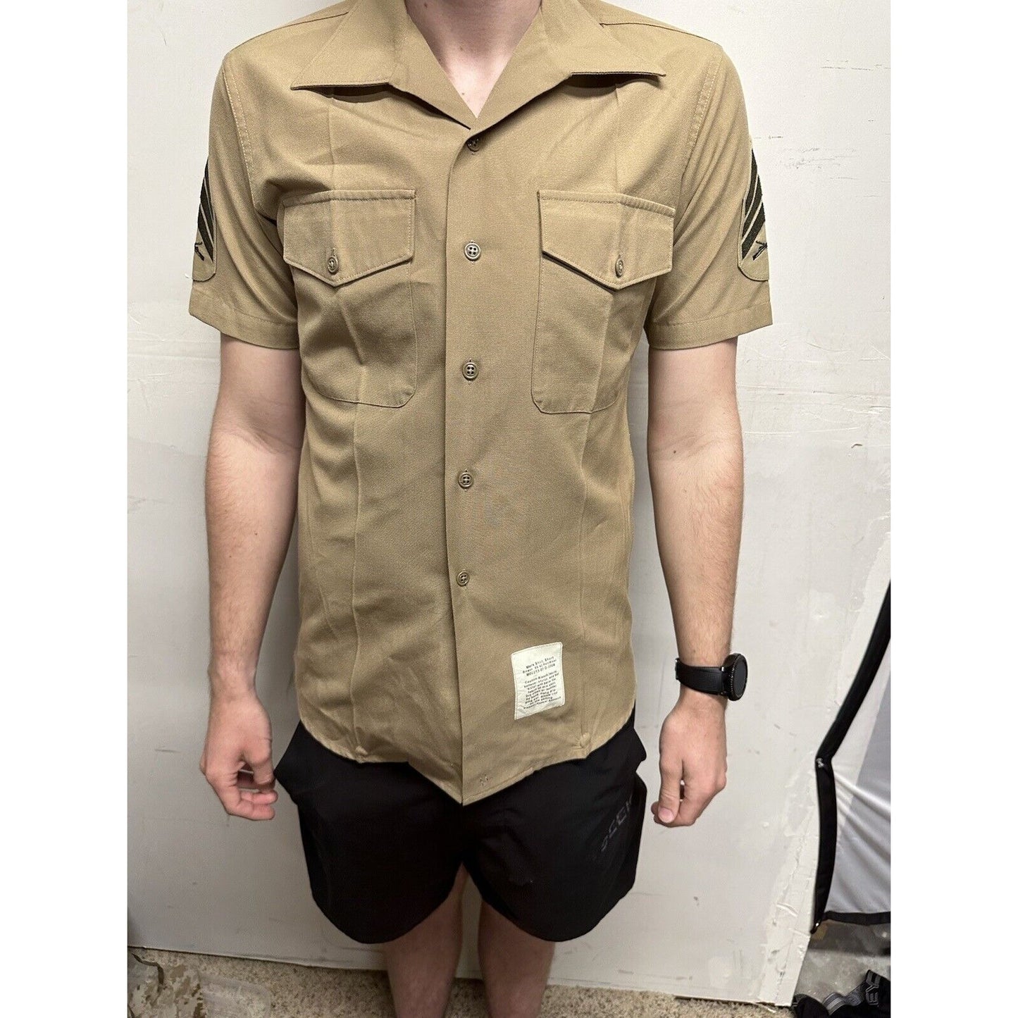 Men’s Medium Usmc Marine Button Up Uniform Shirt