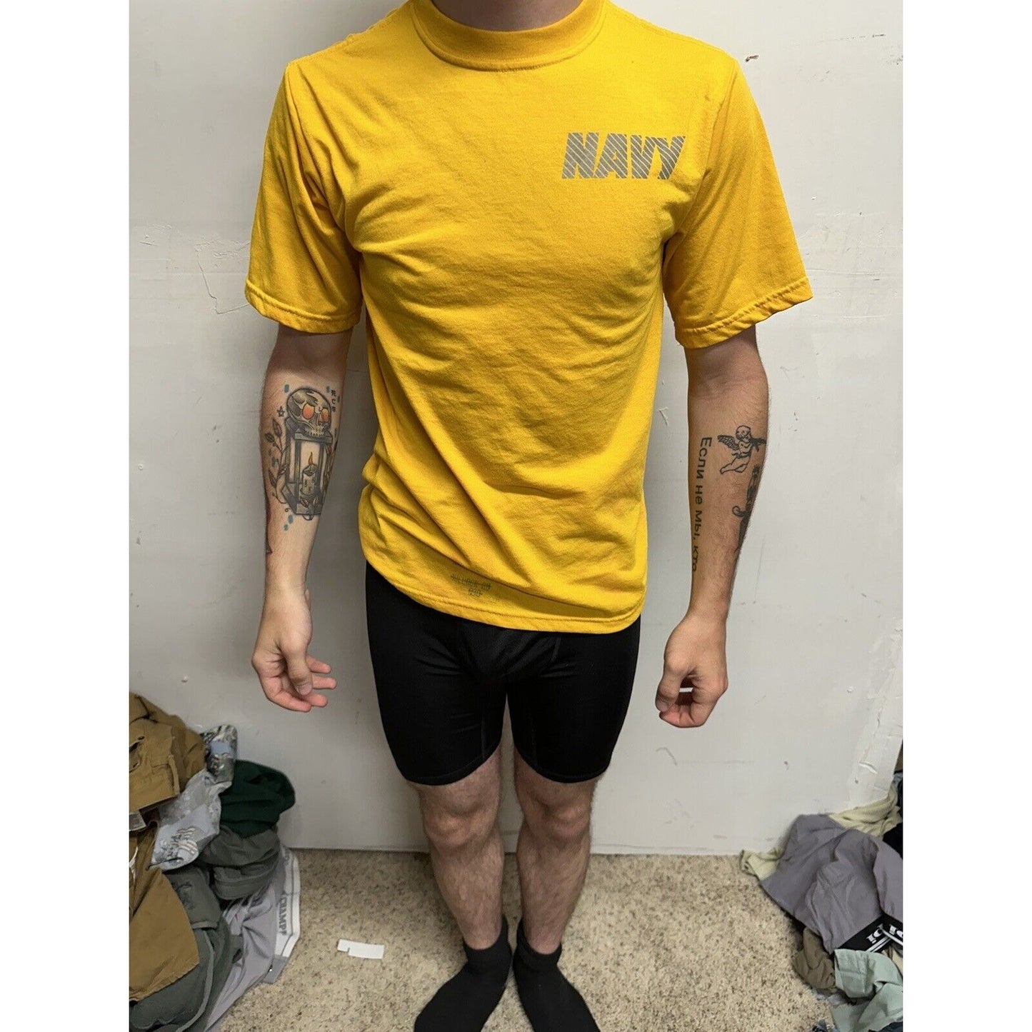 Men’s Yellow Navy Physical Fitness Uniform Short Short Sleeve Small