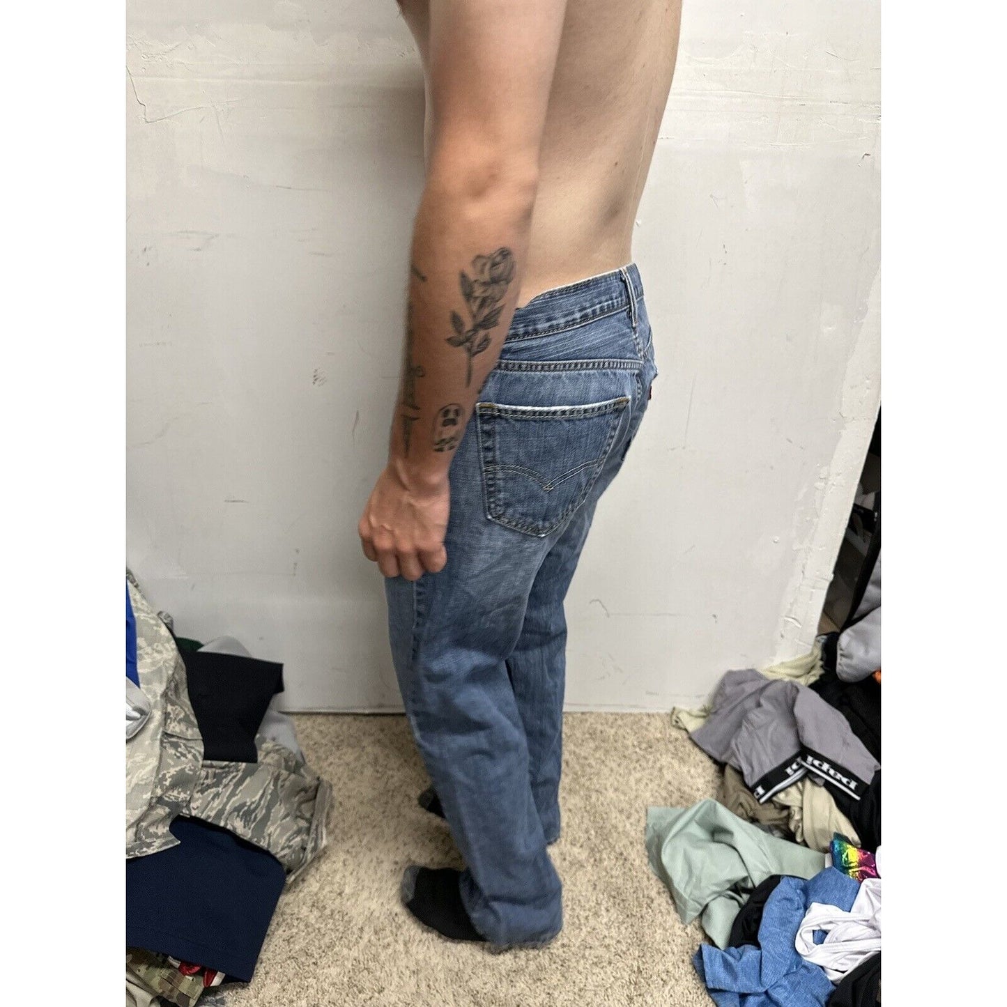 Men’s Levi’s 559 Blue Jeans 33 X 32