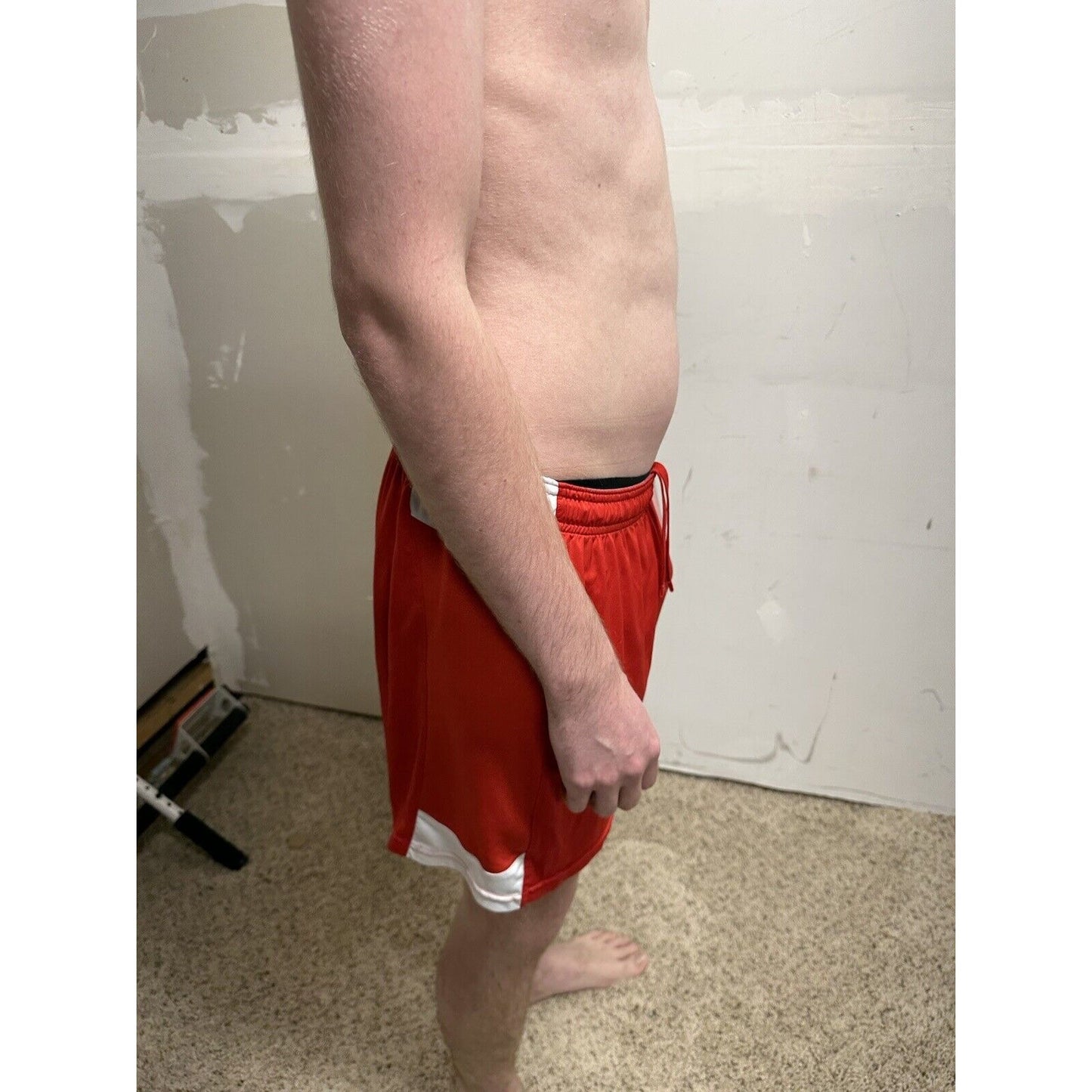 men’s medium under armour red and white athletic shorts
