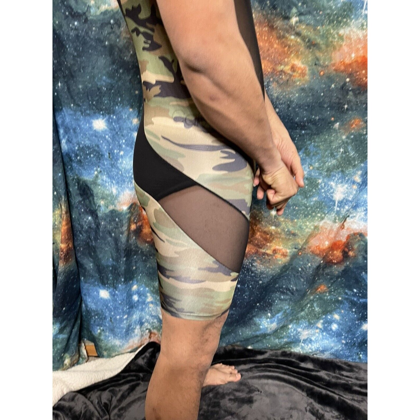 Livingly Light Men’s Camo One Piece Wrestling Singlet Leotard Large Military