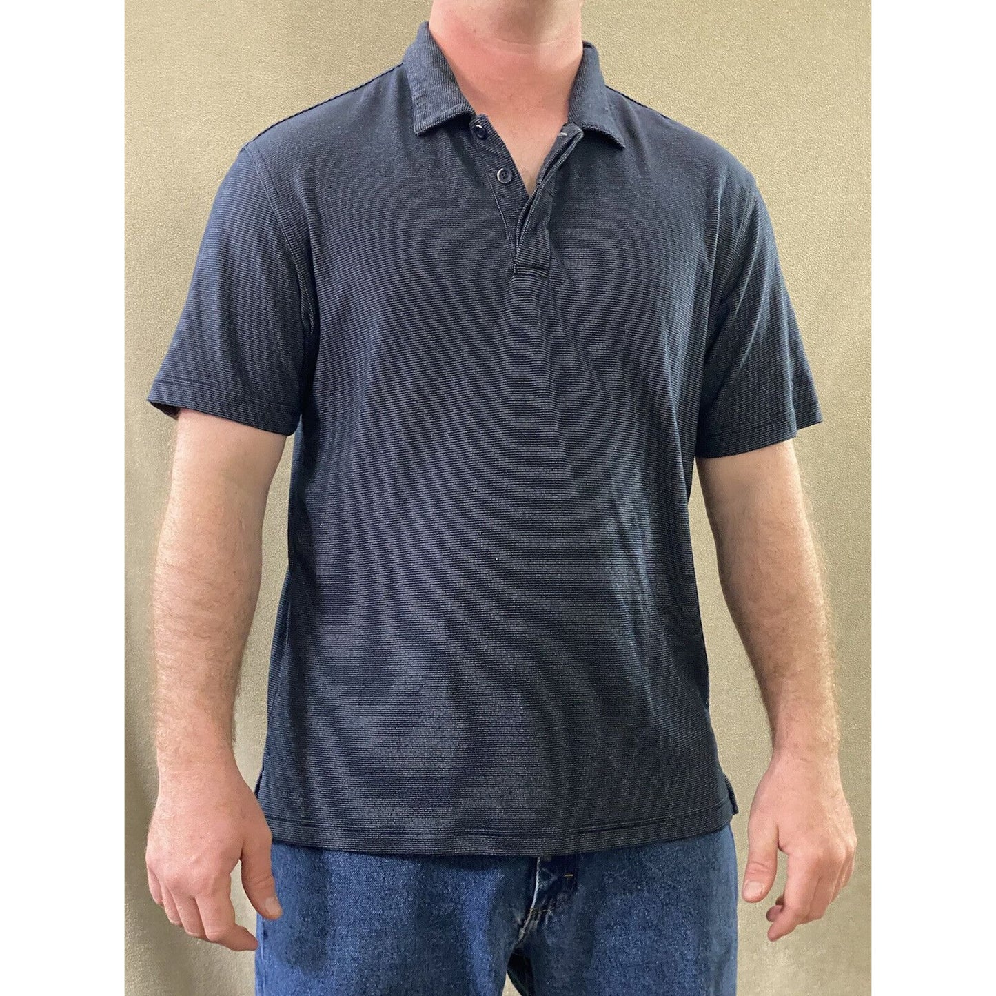 Nike Dri-Fit Men’s Large Black Dotted Rayon-polyester Golf Polo Shirt