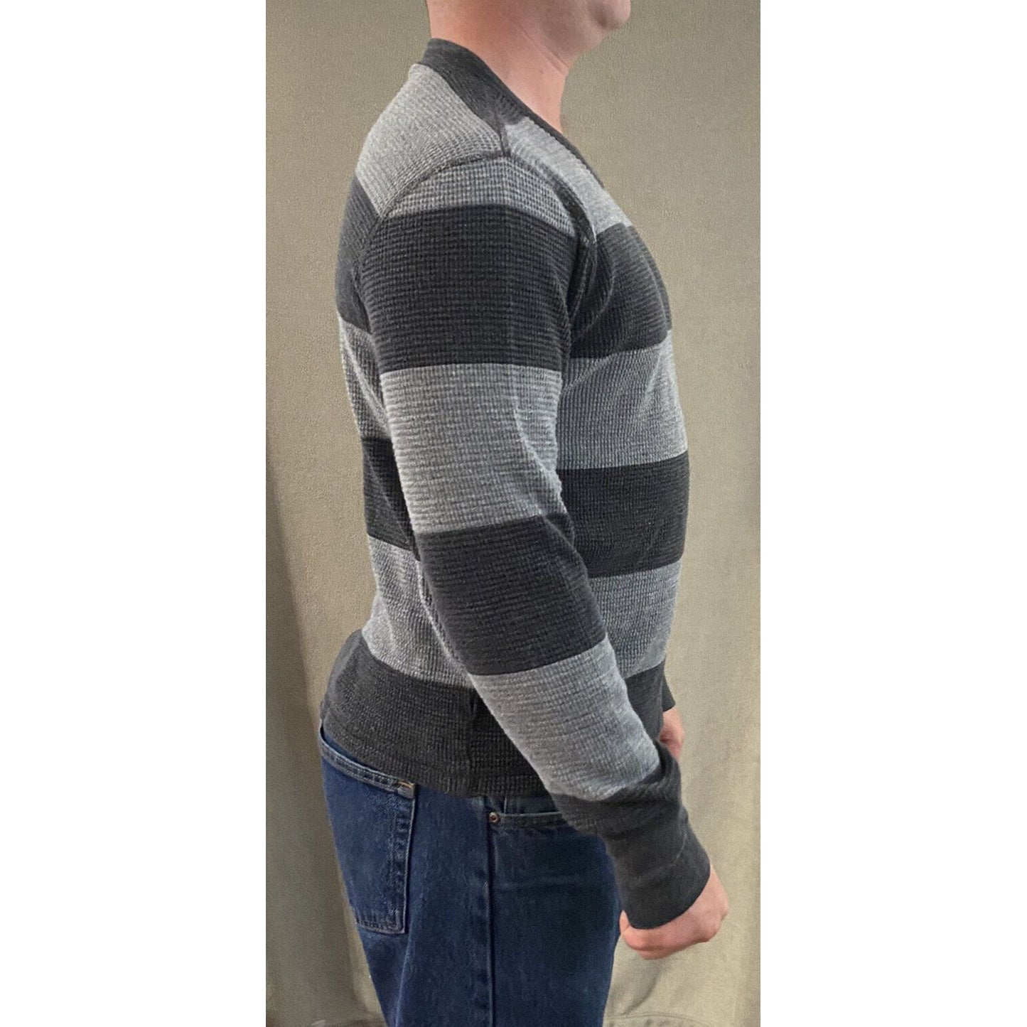 American Eagle Outfitters Vintage Fit Gray Stripes Men’s Large Cotton Pullover