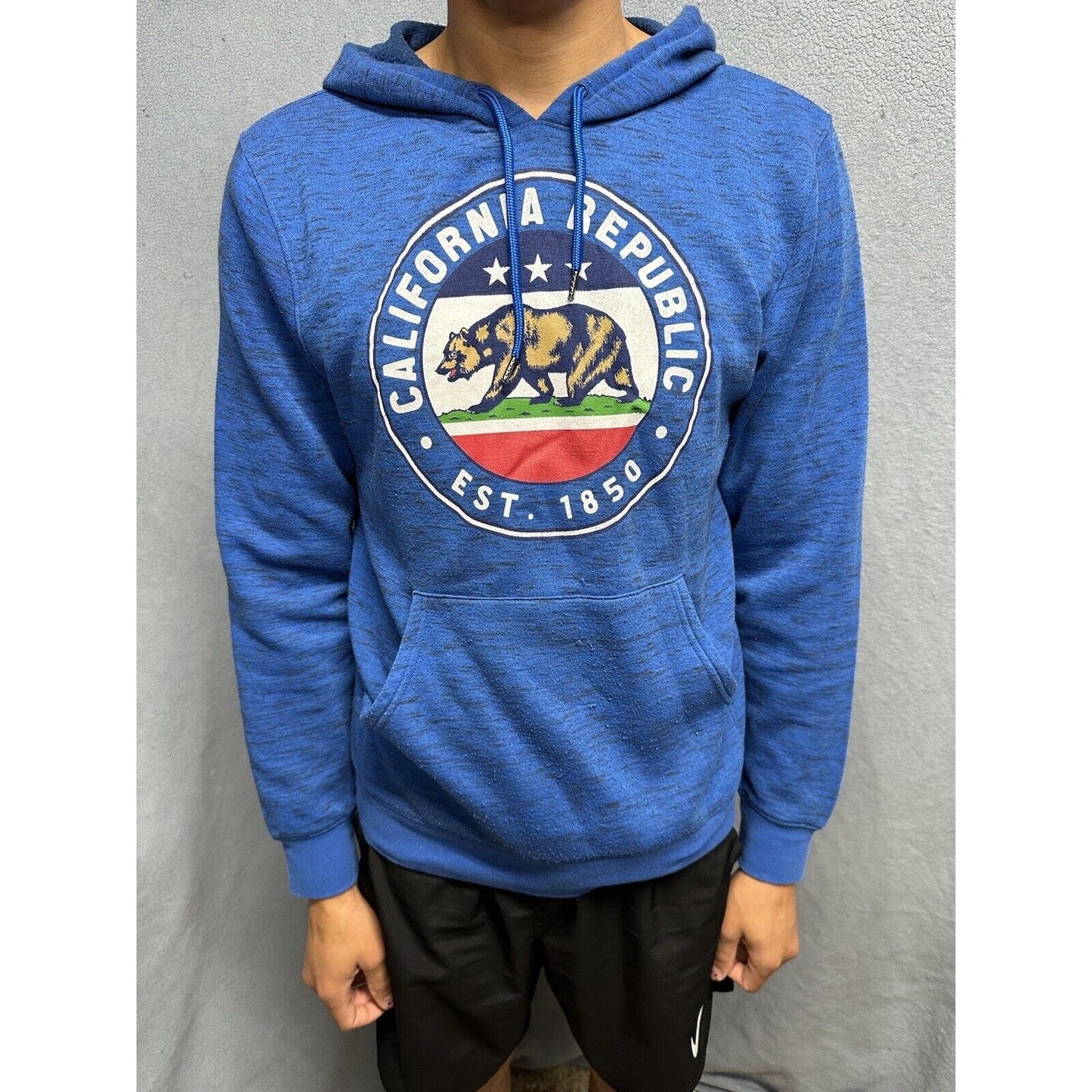 Men’s Medium Fifth Sun California Republic Blue Pullover Hoodie