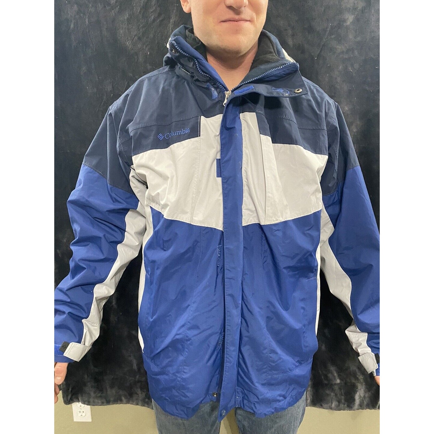 Vintage Columbia Bugaboo Mens XL Blue, Black & White Ski Full-zip Jacket