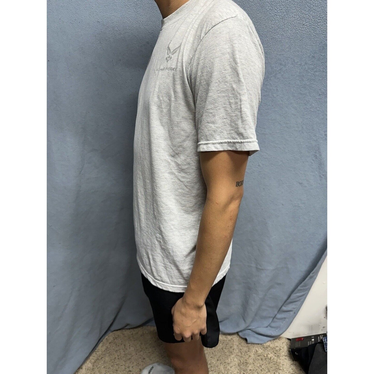 Men’s Soffe Dri Release Medium USAF Pt Uniform Shirt Top Short Sleeve