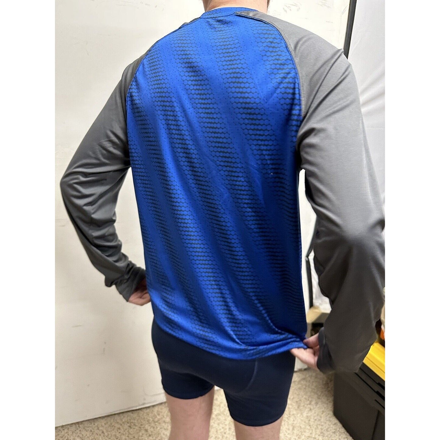 men’s doherty spartans football long sleeve pullover shirt adult large colroado