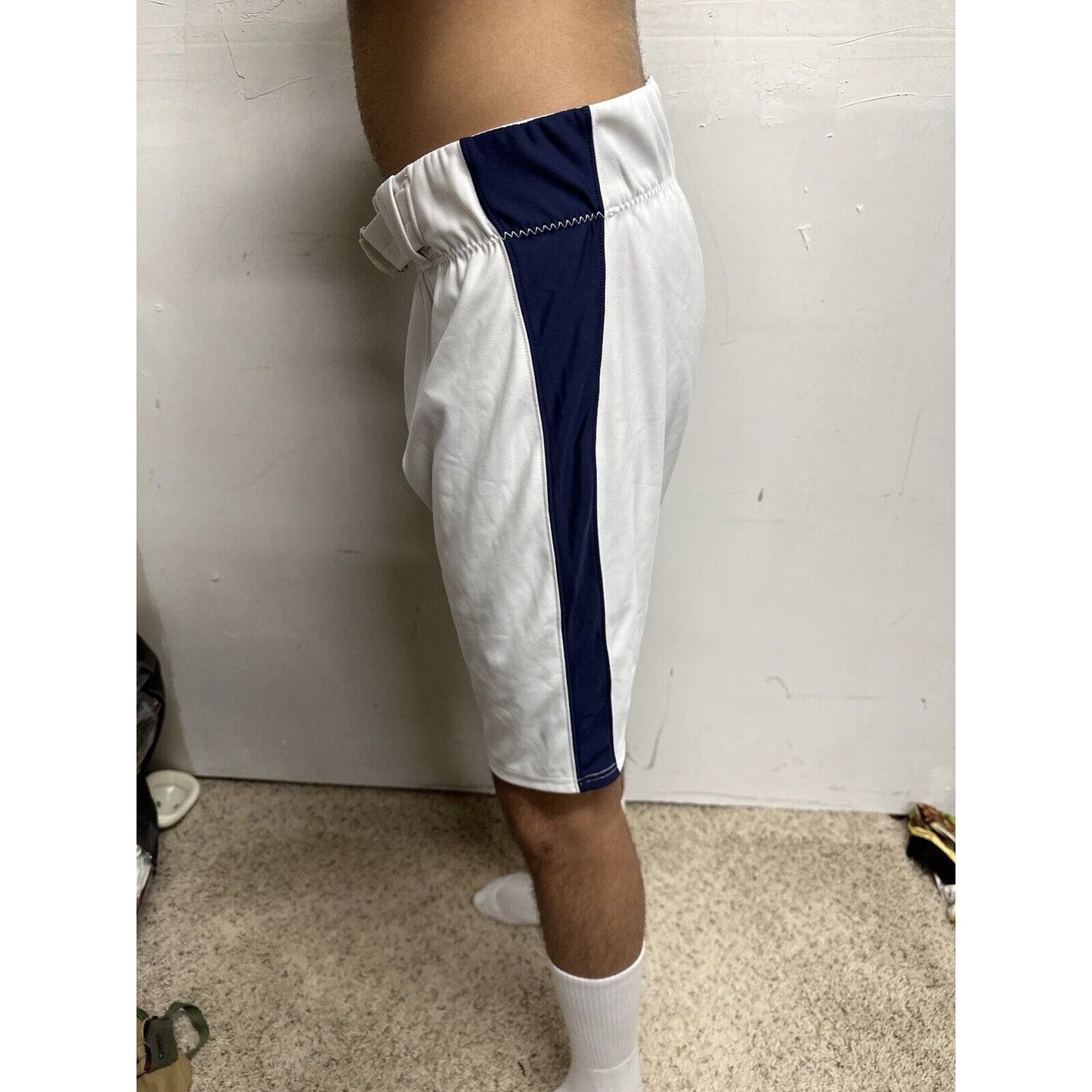 Men’s White Under Armour XL Football Pants