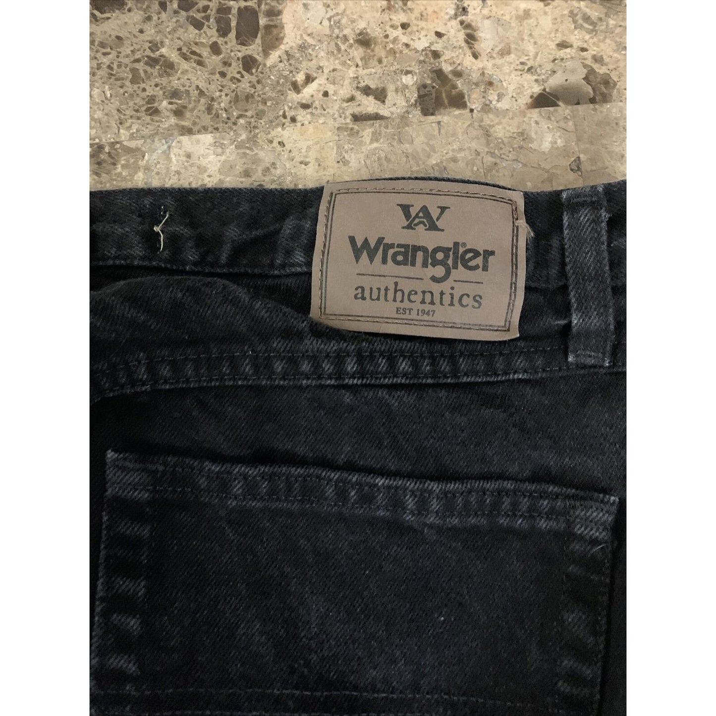 Wrangler Authentics Men's Classic 5-Pocket Regular Fit, Black, size 33x30