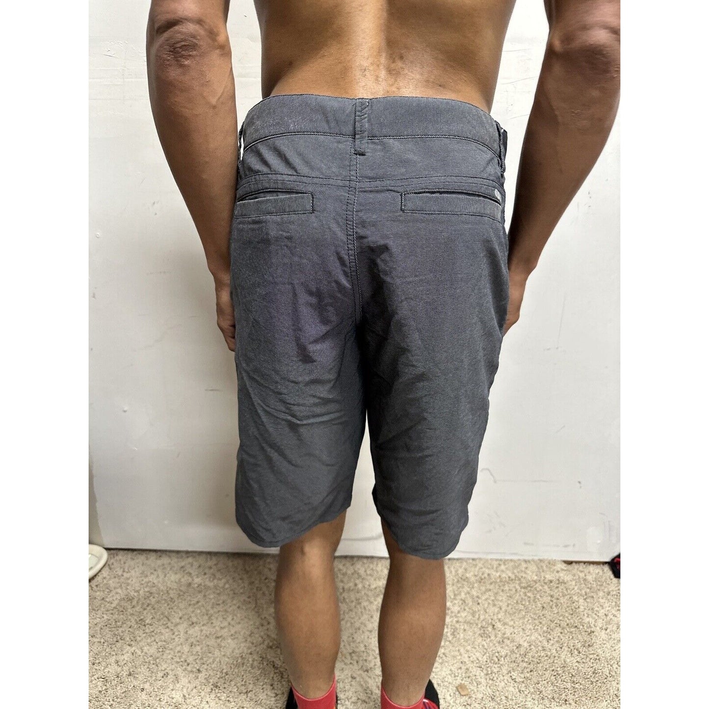 Men’s Next Level Series Tony Hawk Gray Black Size 30 Shorts