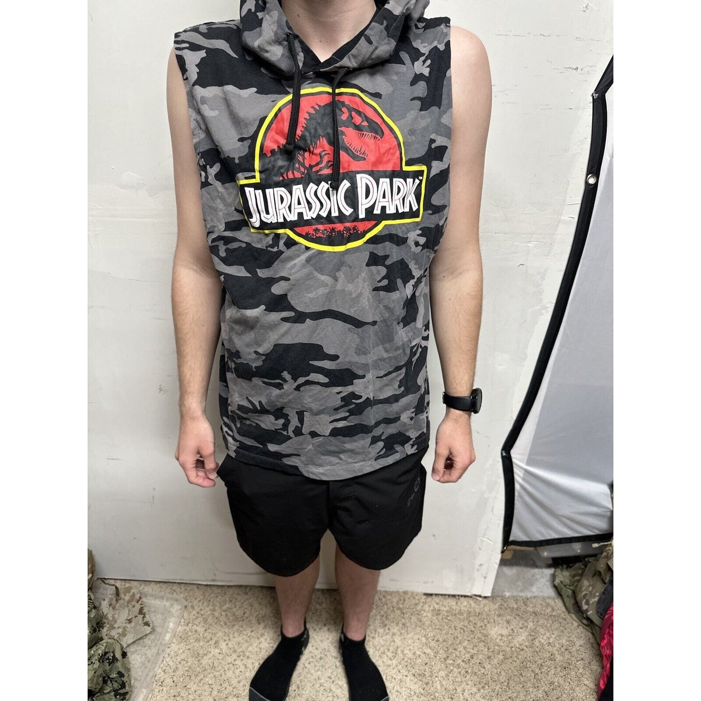 Teen boys 2XL Grey Hoodie Jurassic Park Sleeveless