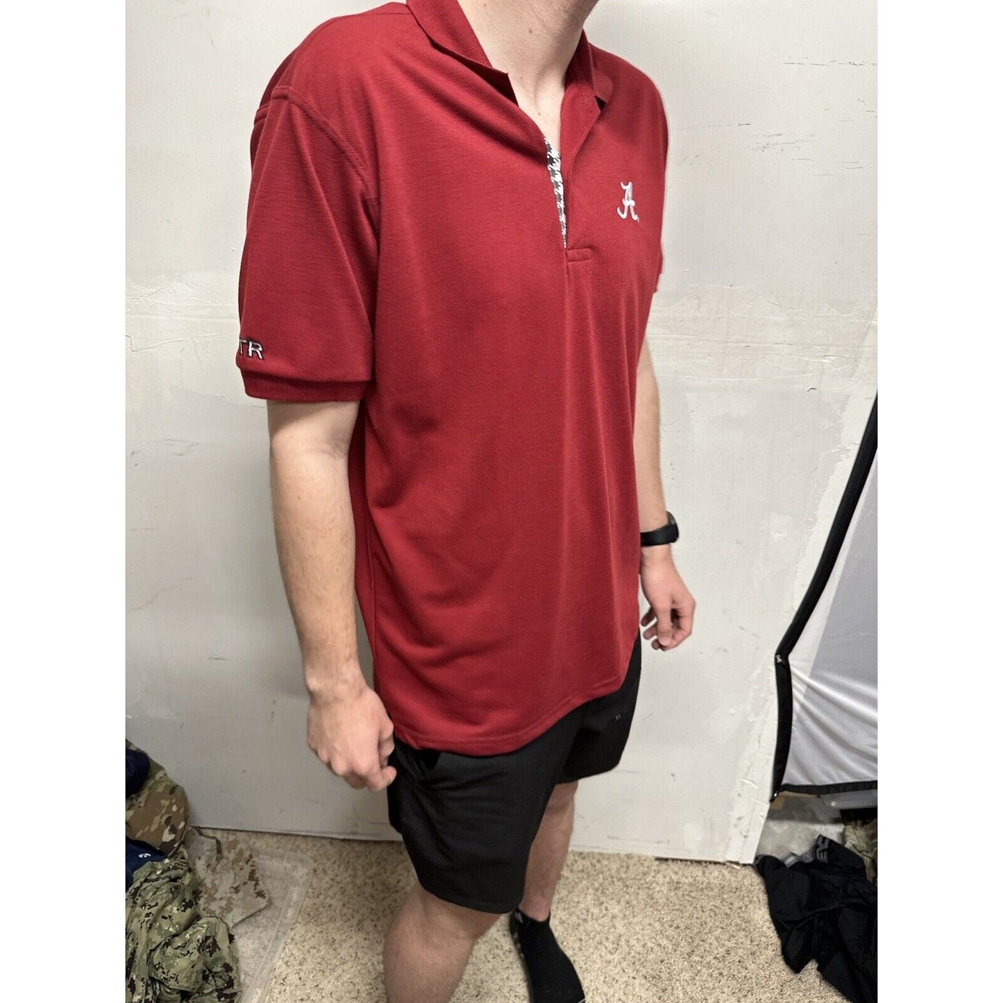 Men’s Medium Alabama Wakefield Built By BAMA CRIMSON tide Polo Shirt