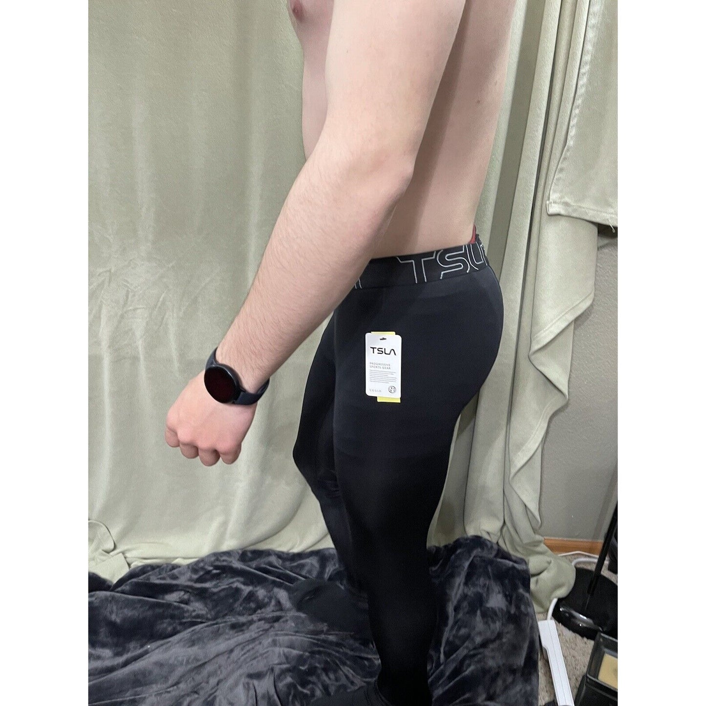 TSLA Men’s Medium Black Running Workout Base Layer Pants Compression