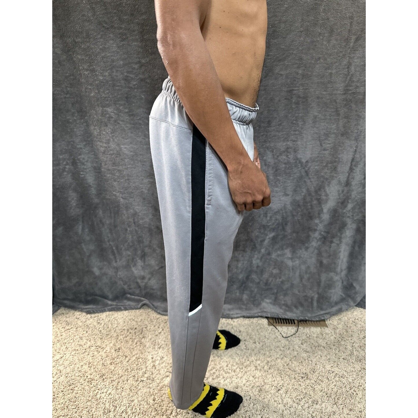Men’s Gray Everlast Medium Sweatpants With Pockets