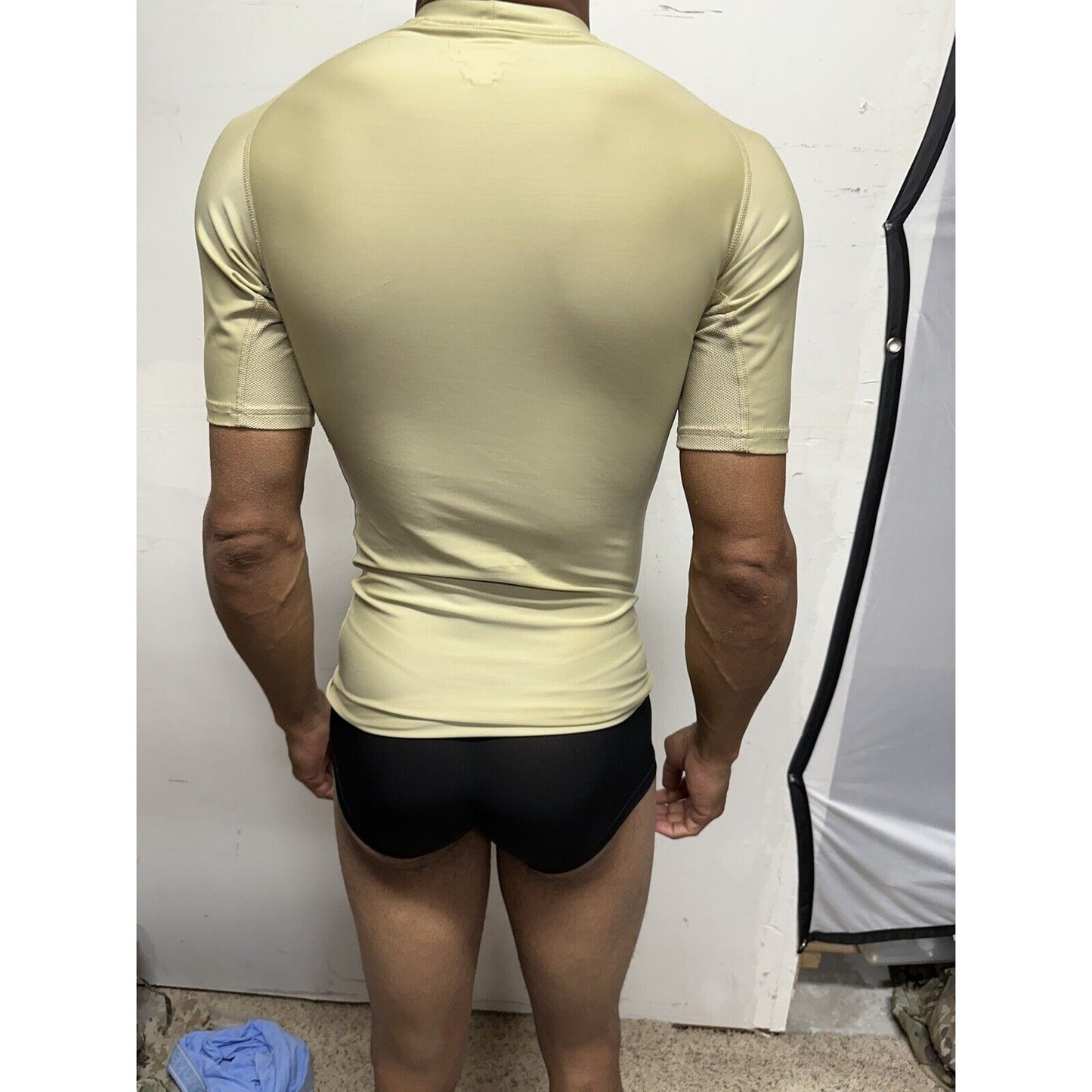 Men’s Military Tan 5.11 Tactical Series Medium 20% Spandex muscle shirt