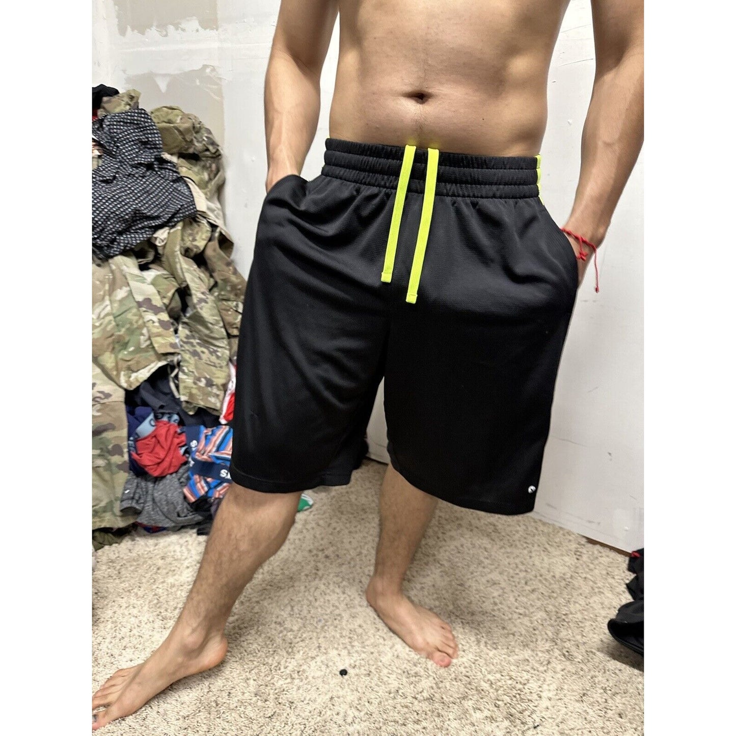 Men’s Black And Neon Yellow Xersion Medium Athletic Shorts With Pockets