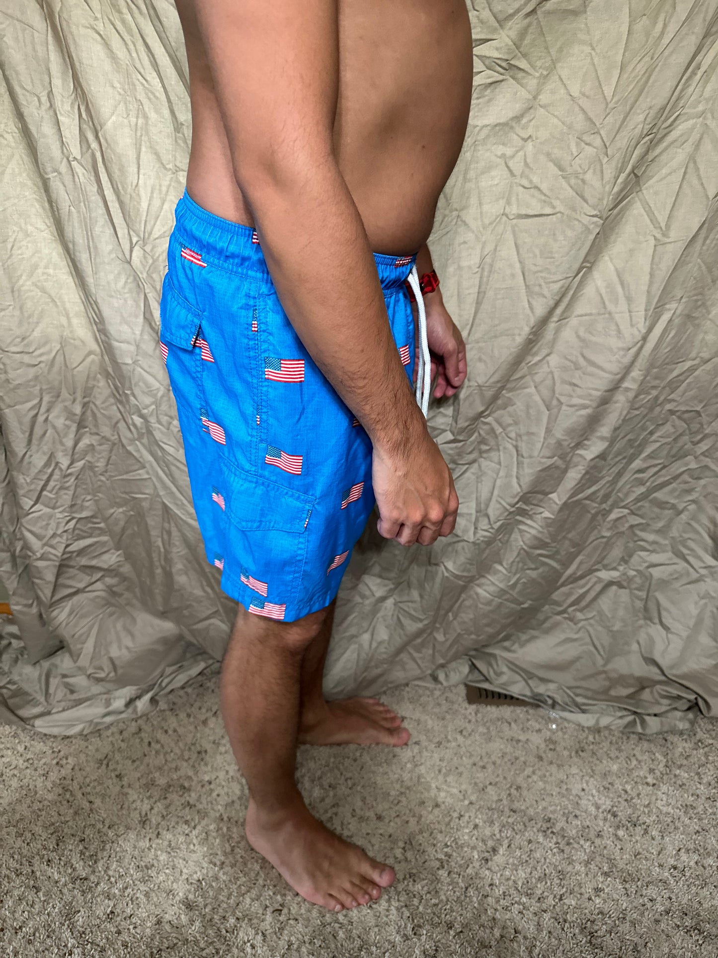 Men’s blue American flag patriotic size medium bathing suit with lining and pockets us apparel