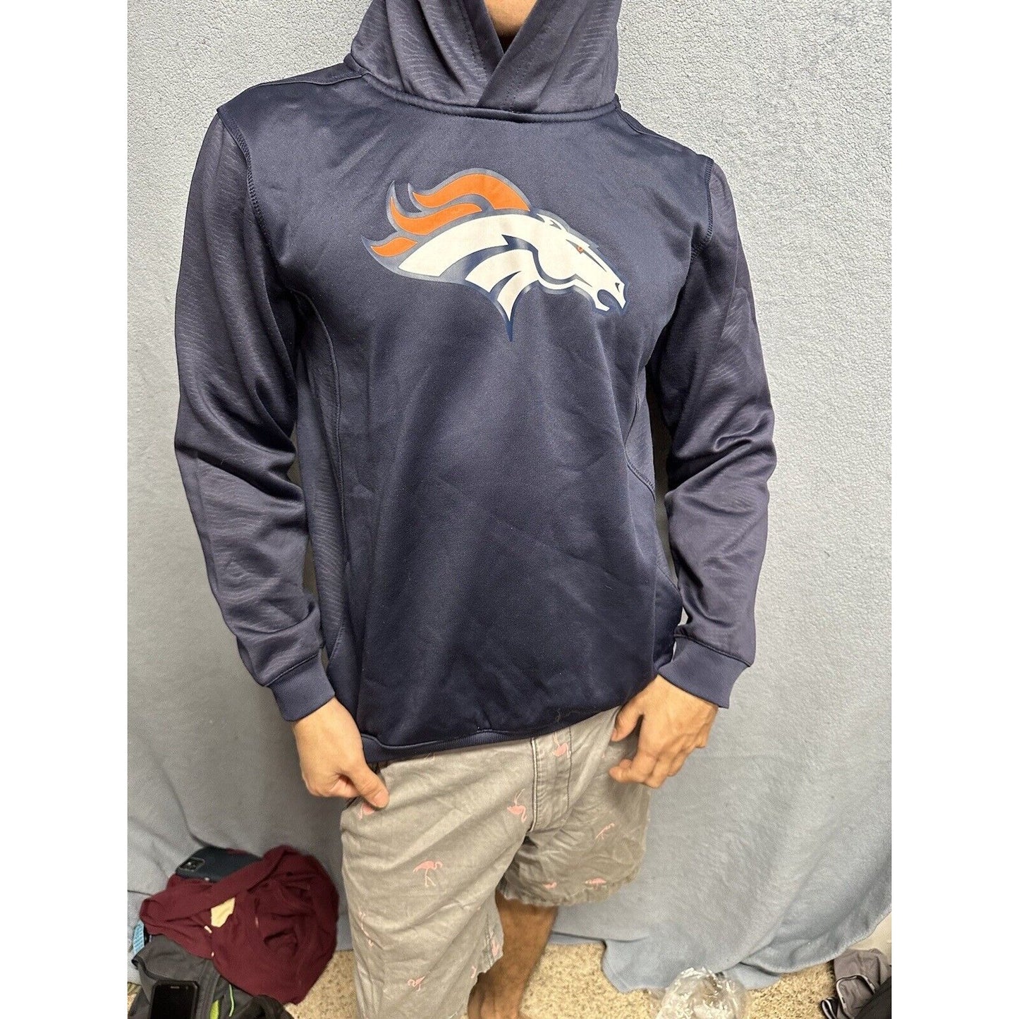 Boys Denver Broncos XL Size 18 Blue Pullover Hoodie Nfl Team Apparel Hole