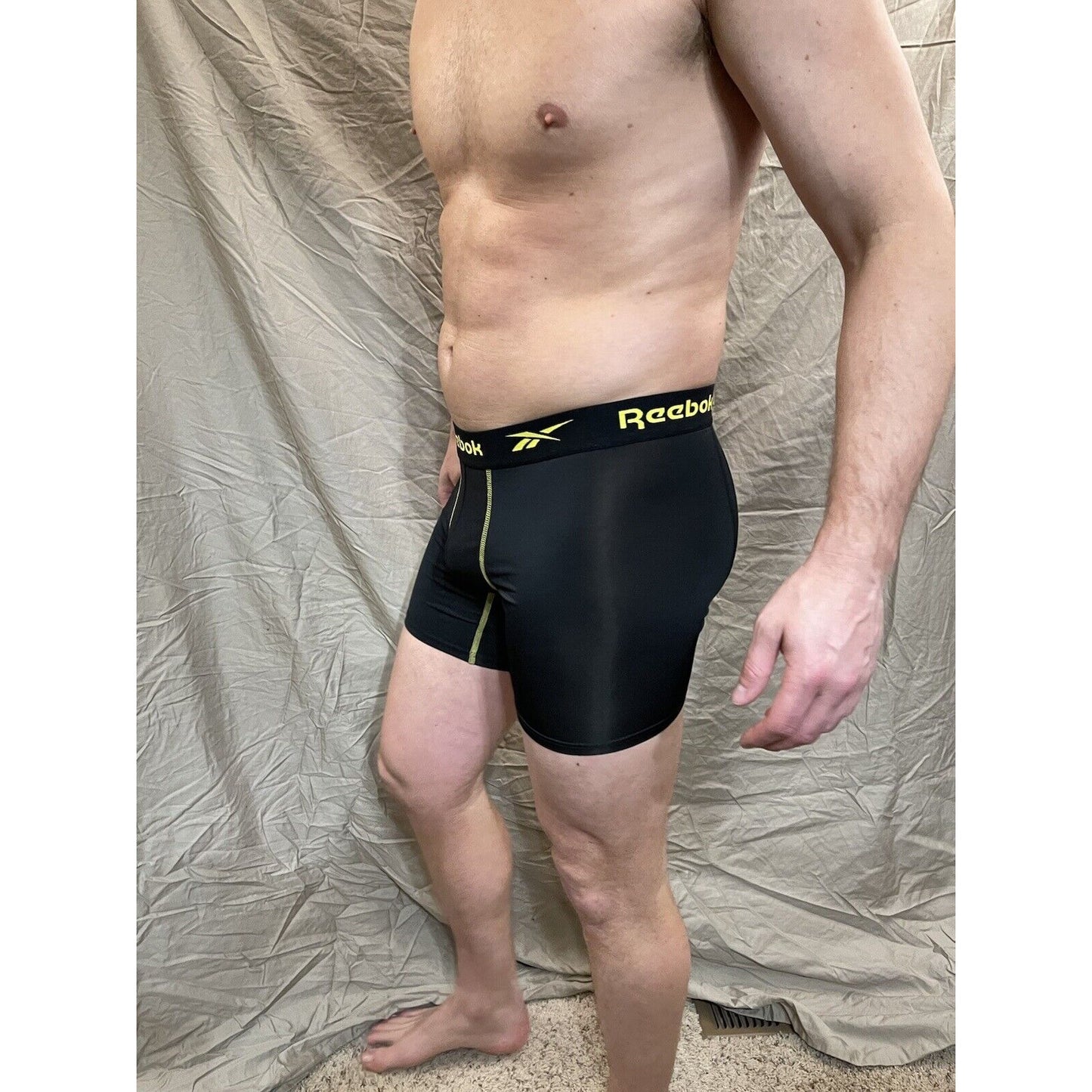 men's reebok black compression shorts medlum