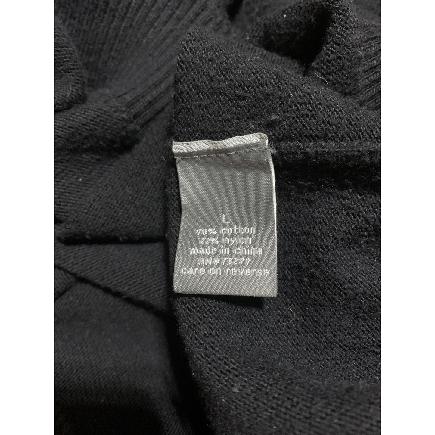 Men’s Large Black Pullover Sweater 22% Nylon