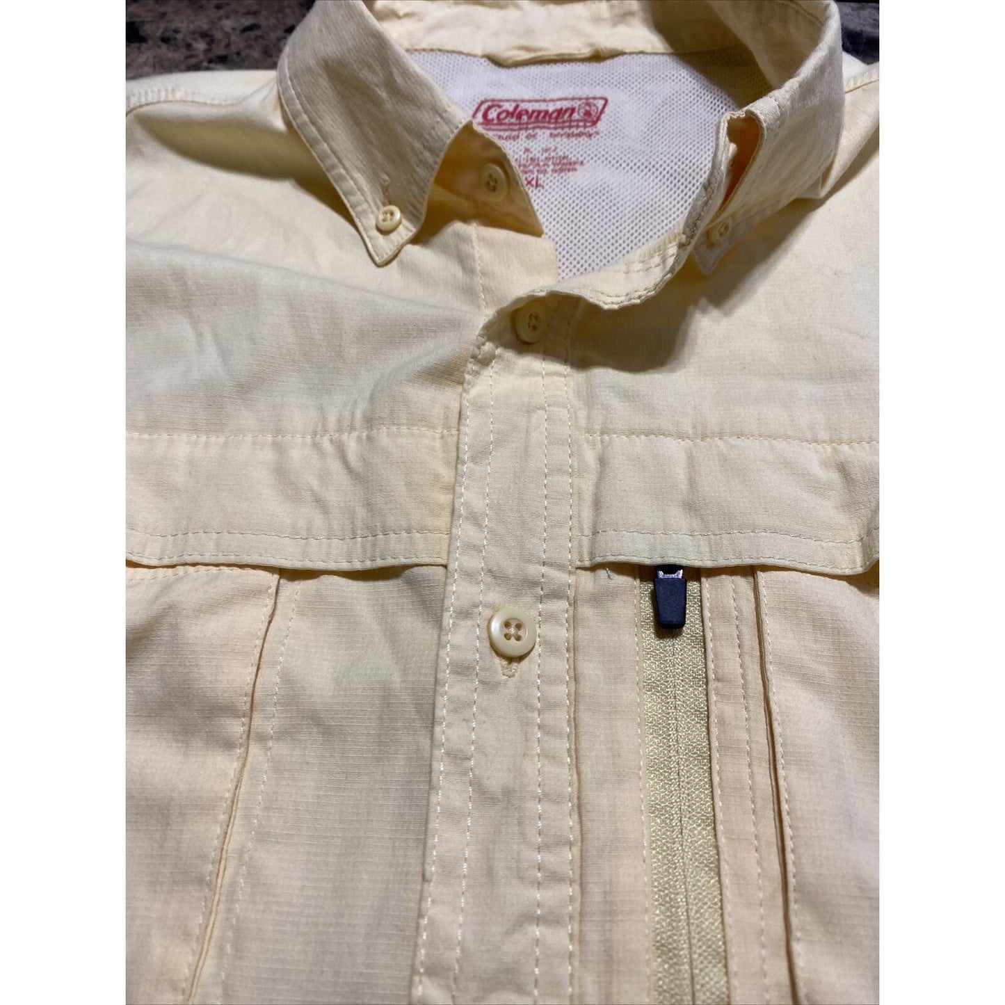 Coleman The Outdoor Co. Mens XL Yellow Polyester-blend Button-down Short sleeves