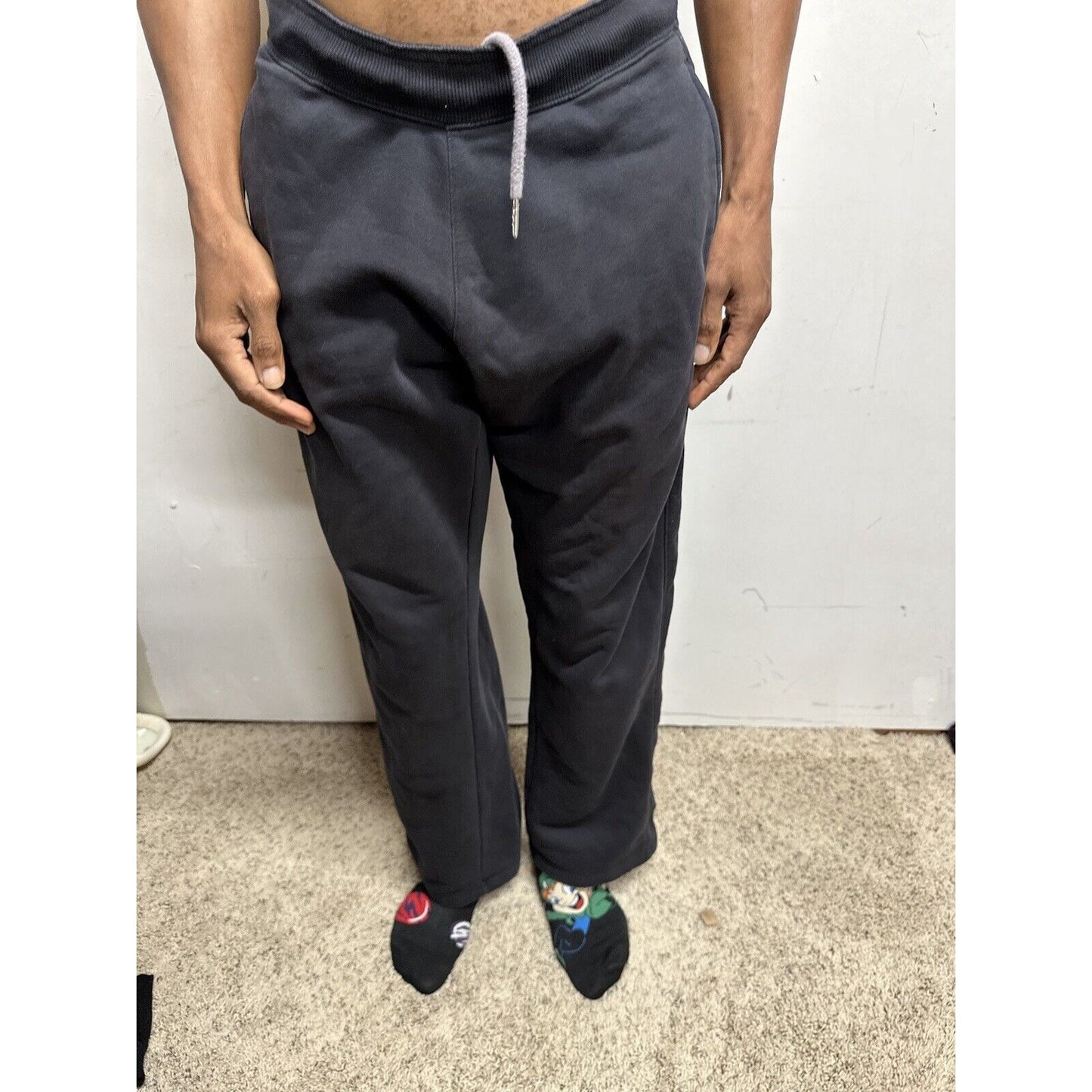 Men’s Black Medium Under Armour Storm Sweat Pants