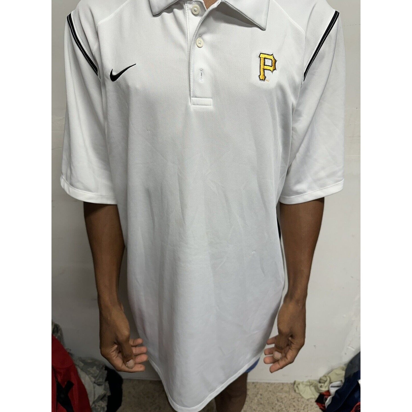 Men’s White Nike XXL Pittsburgh Pirates Dri Fit Polo Short Sleeve Shirt