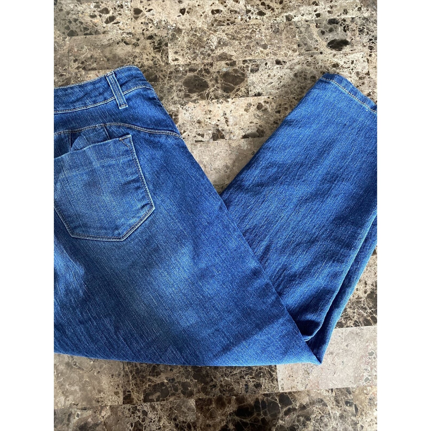 Nine West Women’s Size 12/30 Average Cotton Stretch Denim Capri Jeans