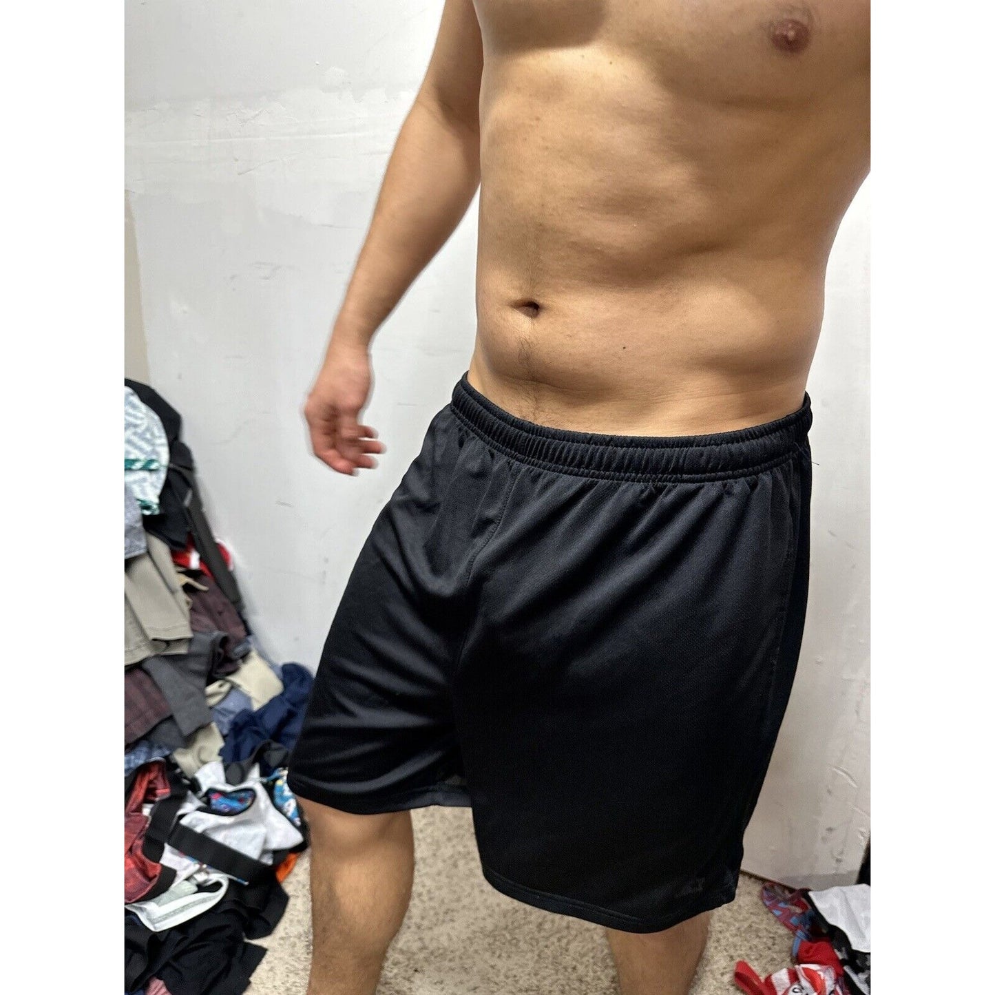 Men’s Black Starter Large Athletic Shorts