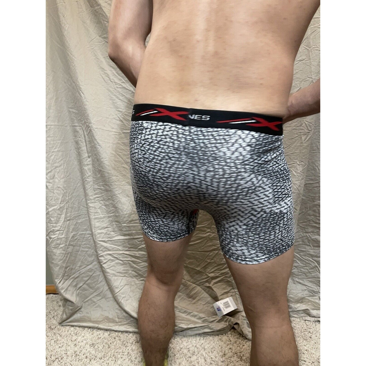Boy's Large Hanes boxer briefs x temp black white New And Unworn