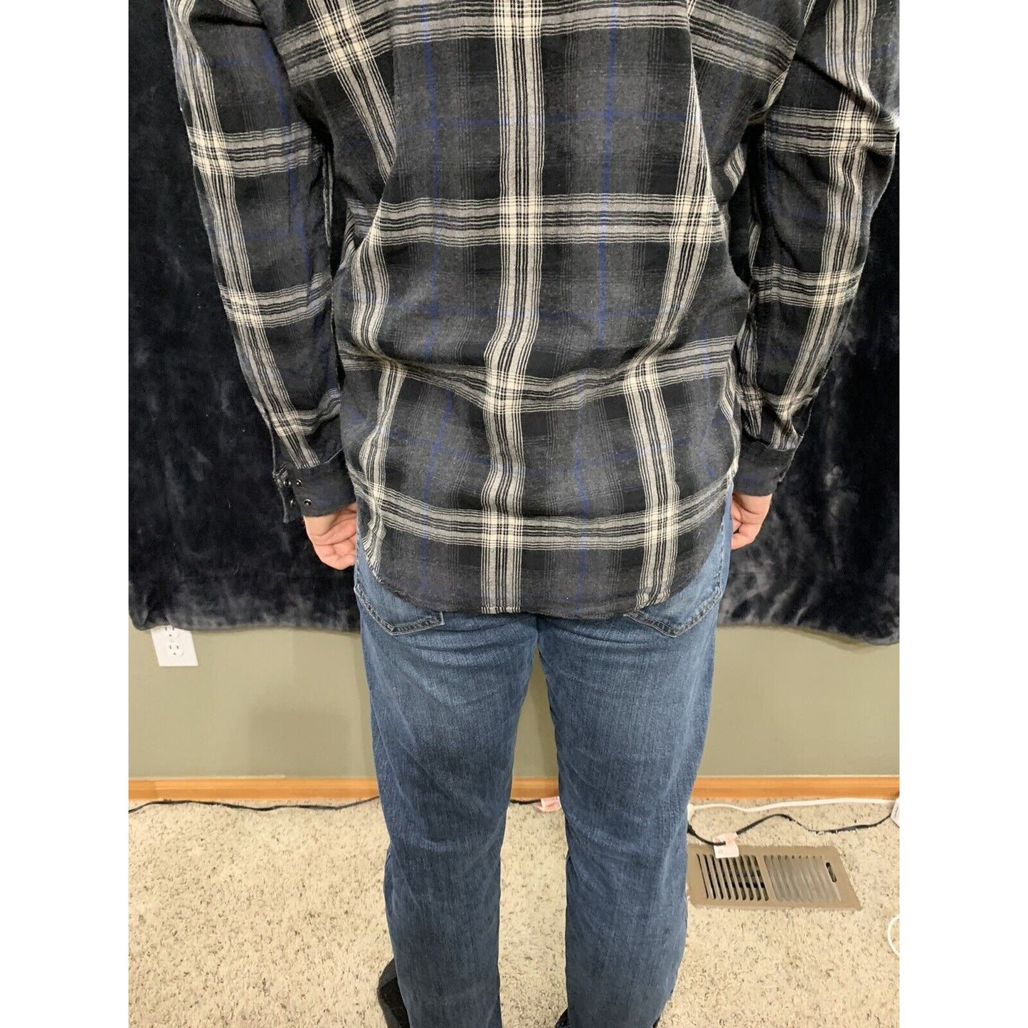 NEW American Eagle Mens Snap Button Down Shirt Size Large Seriously Soft Western
