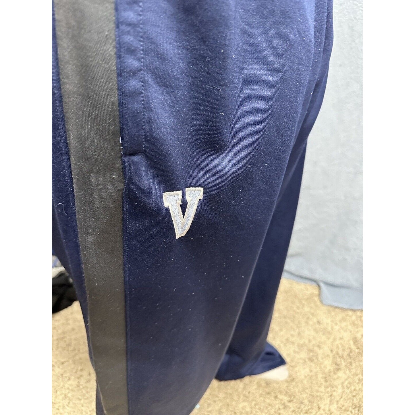 Men’s XL Nike Dri Fit Dark Blue Sweat Pants With Pockets