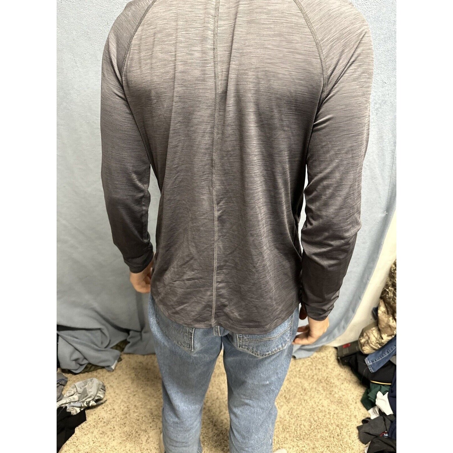Men’s Gray All In Motion Medium Full Zip Sweater