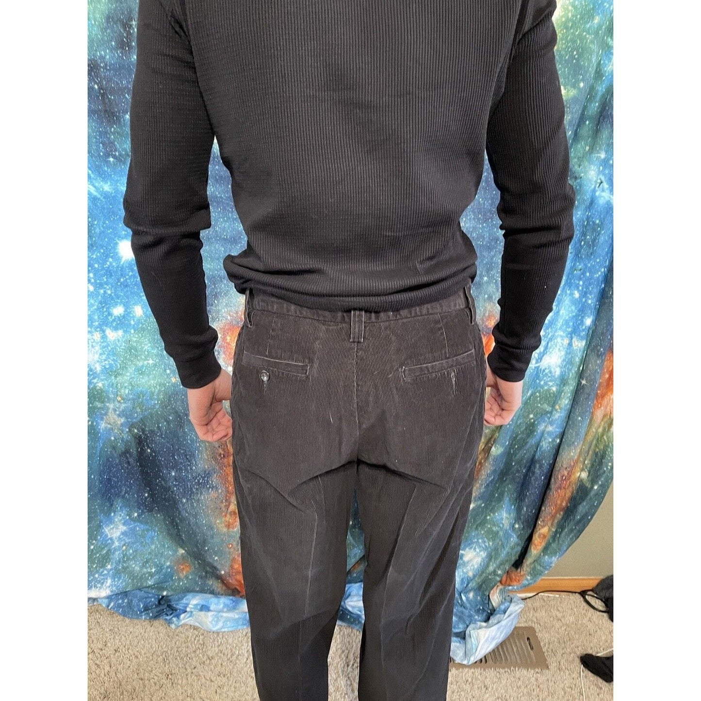 Men’s Black Eddie Bauer classic fit specially dyed 32 x 32