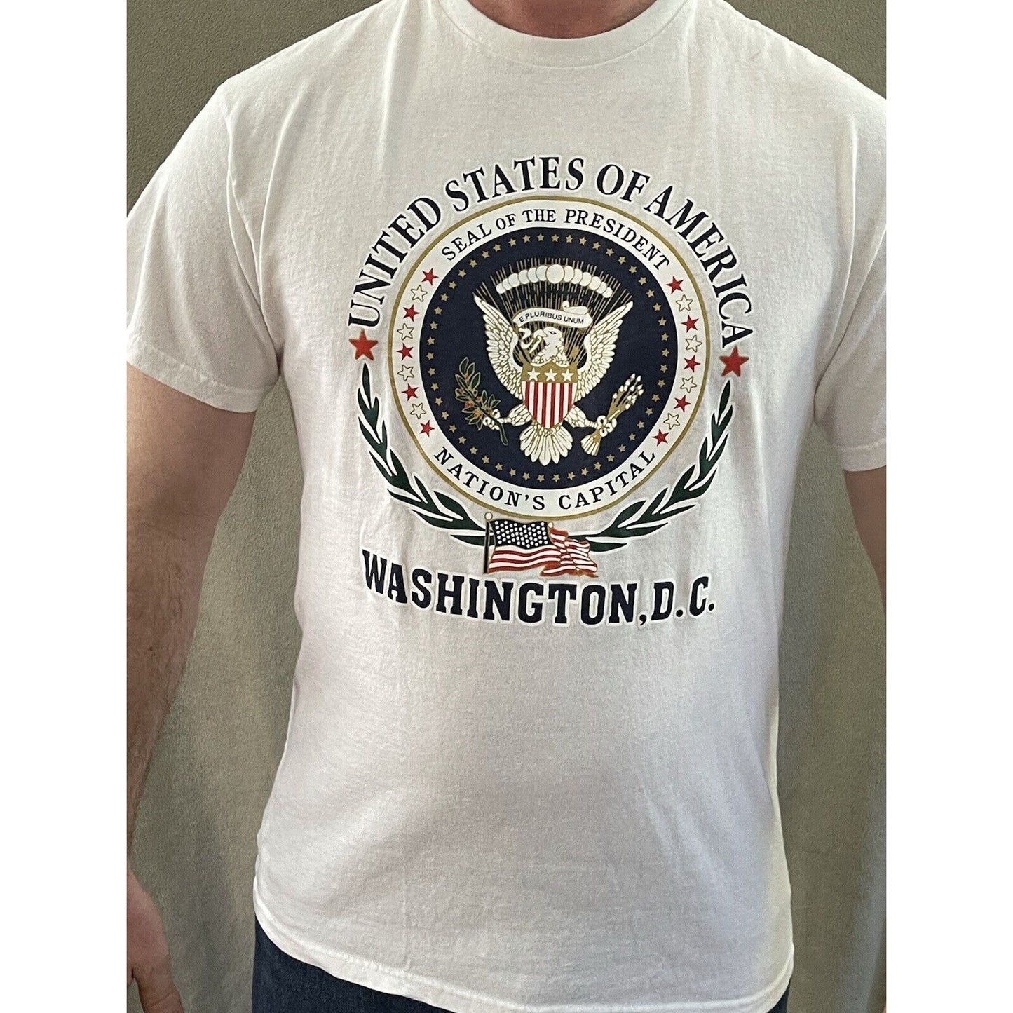 Delta Pro Weight Washington DC USA Men's Large presidential seal white T-Shirt