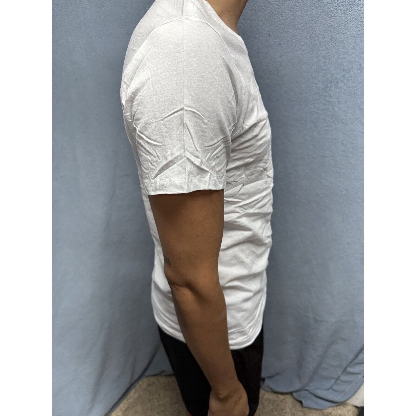 Men’s White Calvin Klein Small Classic Fit Undershirt